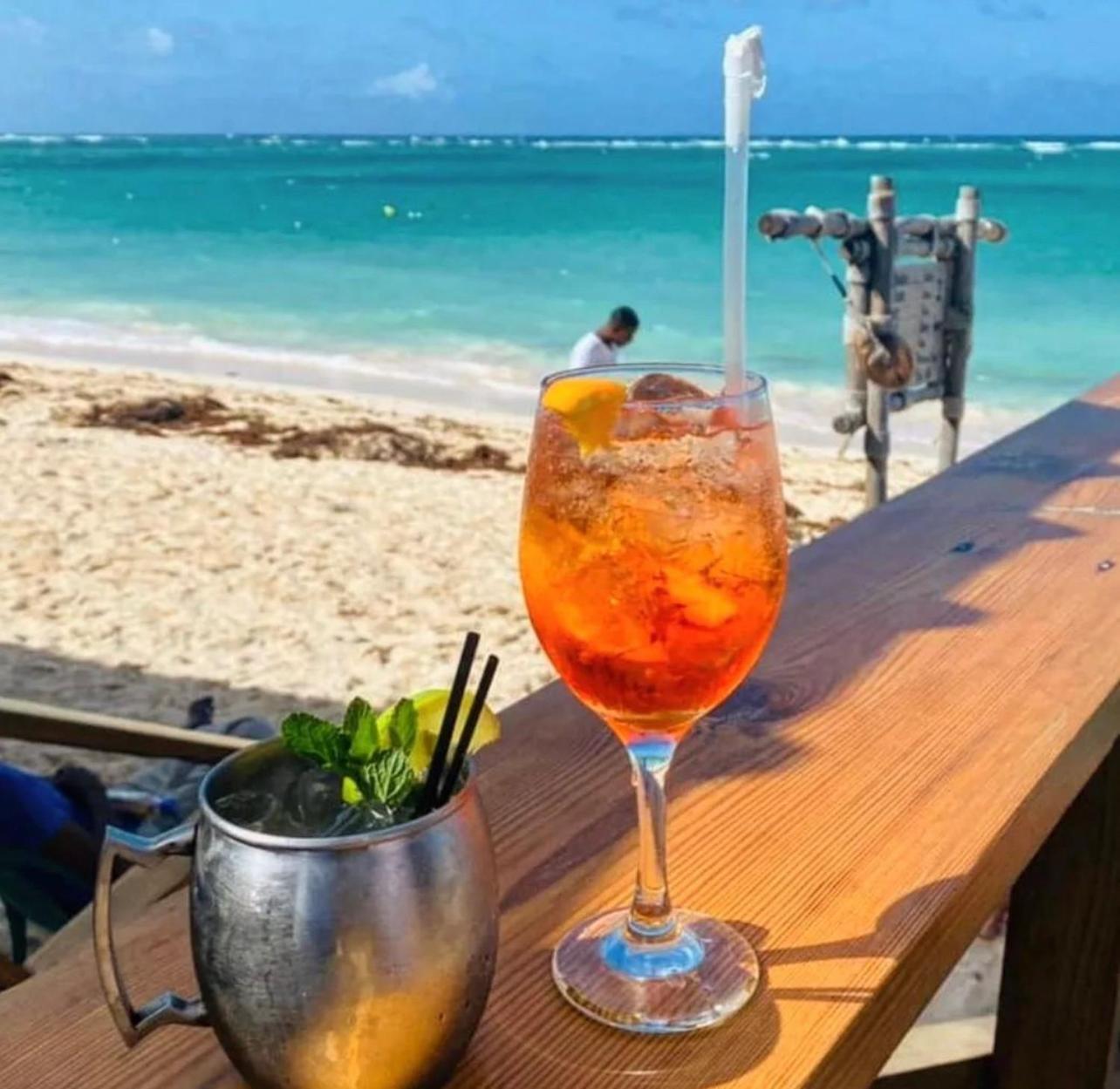 Aventura Studios Playa Los Corales 蓬塔卡纳 外观 照片